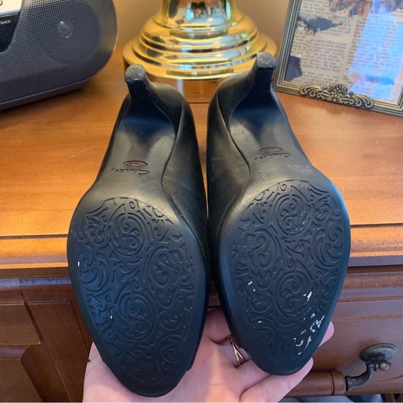 Clarks Black Leather Peep-Toe Heels - Picture 6 of 7